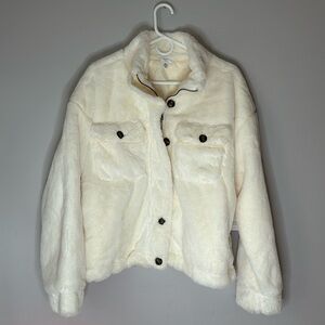 White faux fur Teddy jacket size XL 16/18